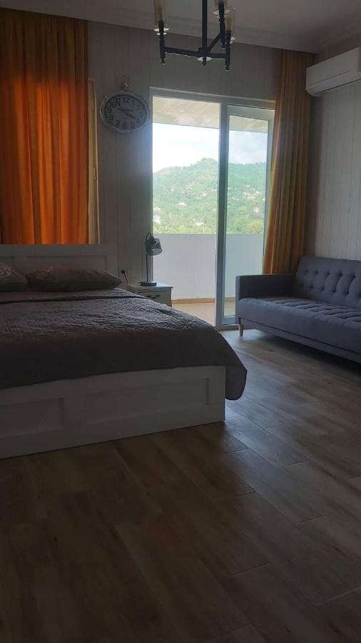 Жемчужина У Моря Batumi Exteriör bild